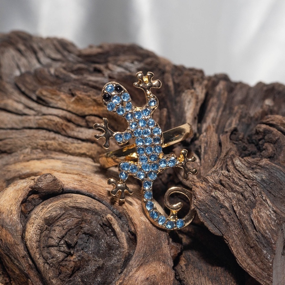 ✨Modcloth Leia Blue Rhinestone Lizard Ring - Picture 10 of 11